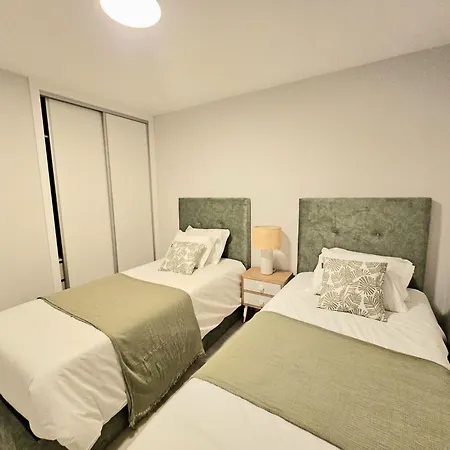 Garajau Palace Sea View I * קאניקו